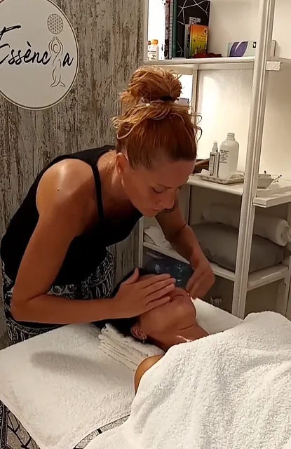 Essència Manlleu facial